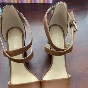 Micheal Kors heels